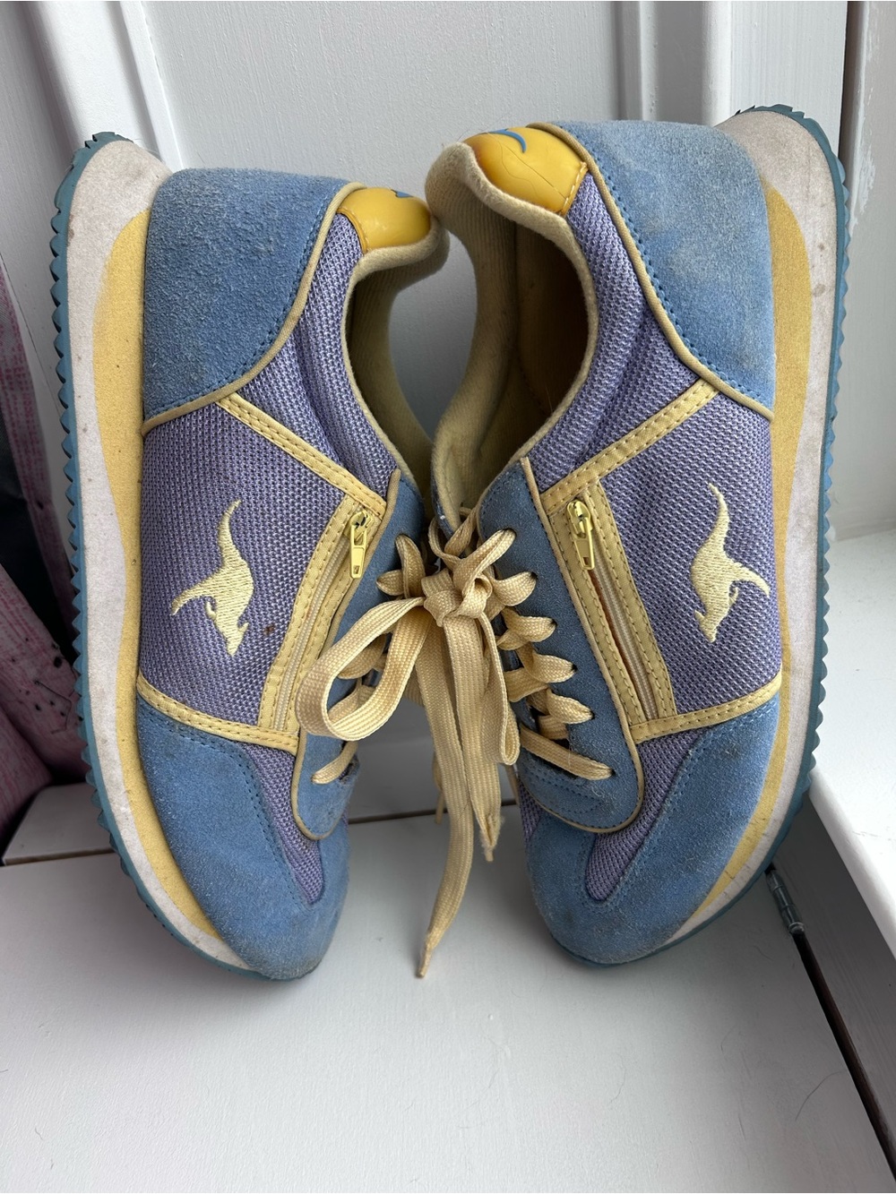 VTG Kangaroos Light Blue & Pale Yellow Casual Sneakers with Pocket Size 10